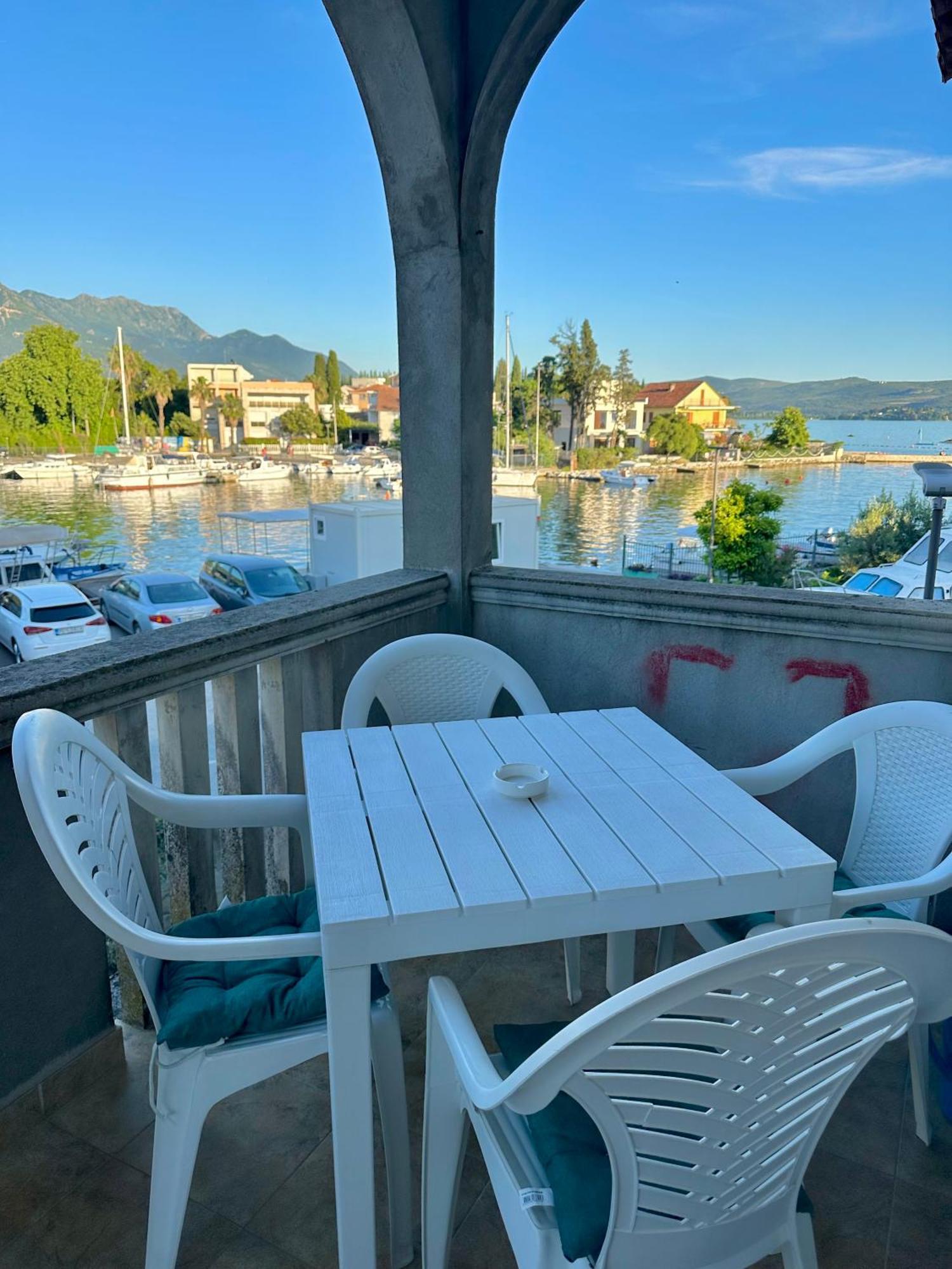 Villa Nela Tivat Extérieur photo