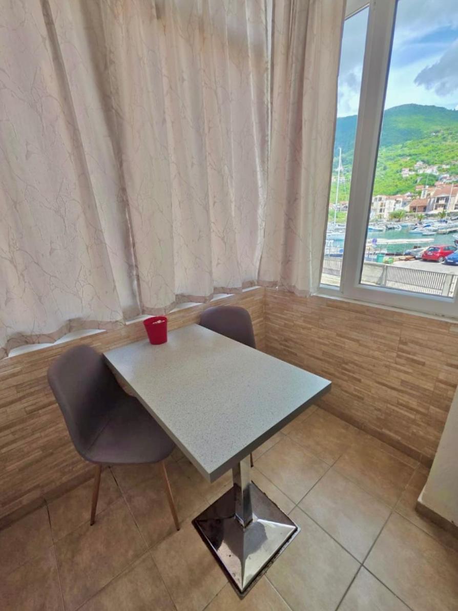 Villa Nela Tivat Extérieur photo